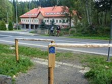 SINGLE TRACK