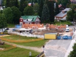 Mehrzweckgebude im Skigebiet Harrachov im Bau