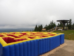 Ein Irrgarten auf dem Gipfel des Teufelsberges/ertova hora