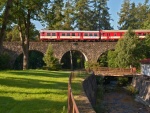 Zubaka mezi Koenovem a Harrachovem - Zahnradbahn (foto 2)